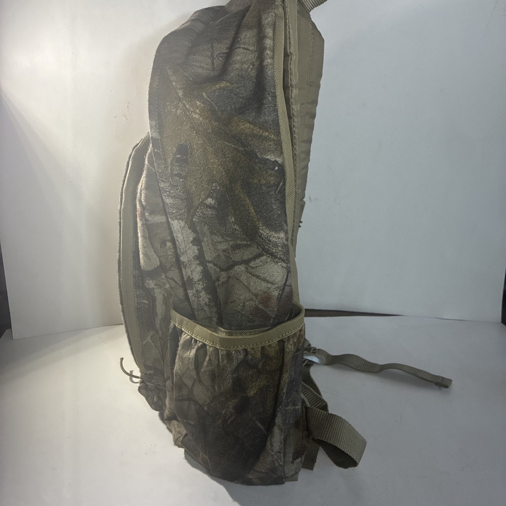 Remington GCB130WRE-RTH Camo Hunting Daypack Backpack Adjustable Straps - Picture 5 of 8
